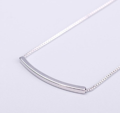 Elegant Curve Silver Plated Necklace