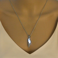 Glowing Shell Pendant Necklace