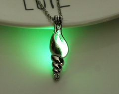 Glowing Shell Pendant Necklace