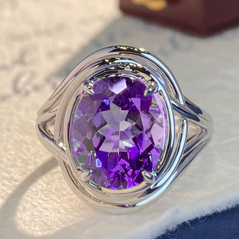 Elegant Amethyst Geometric Ring